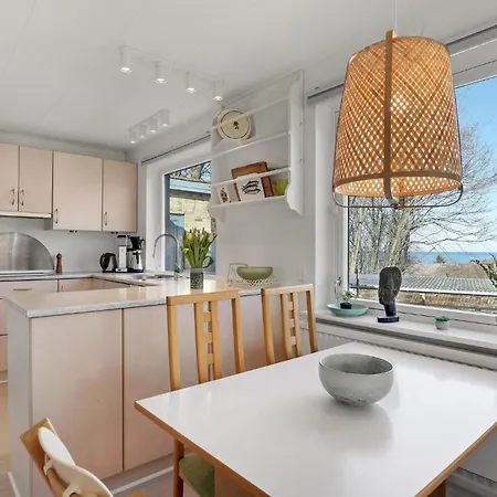 4 Bedroom Beautiful In * Allinge-Sandvig